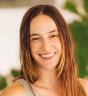 You are currently viewing Sarah Beston