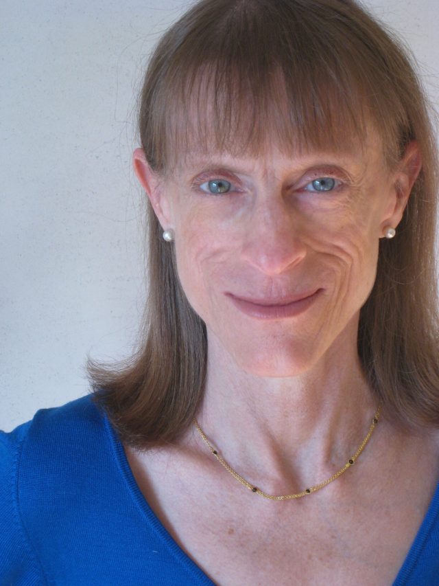 You are currently viewing Honoring Lisa Walford: A Lifetime of Teaching, Service, and Devotion to Yoga