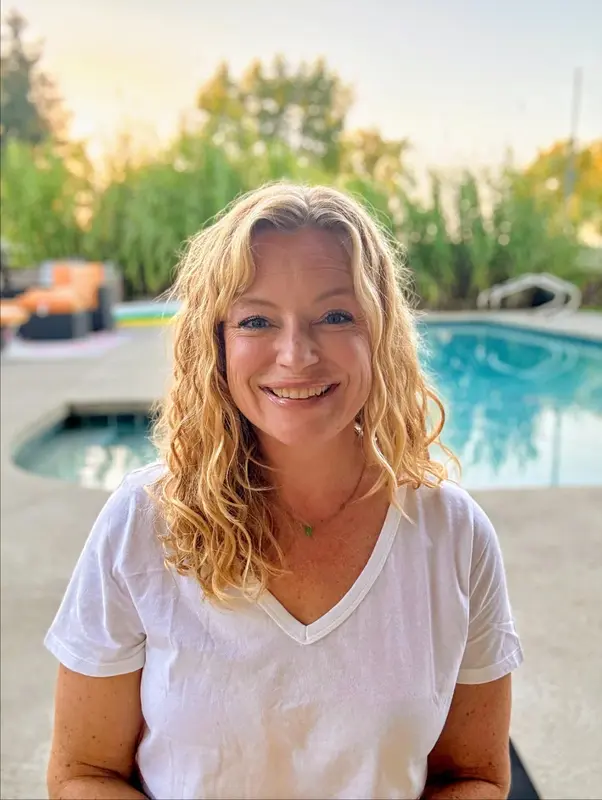 You are currently viewing Nichole Studd